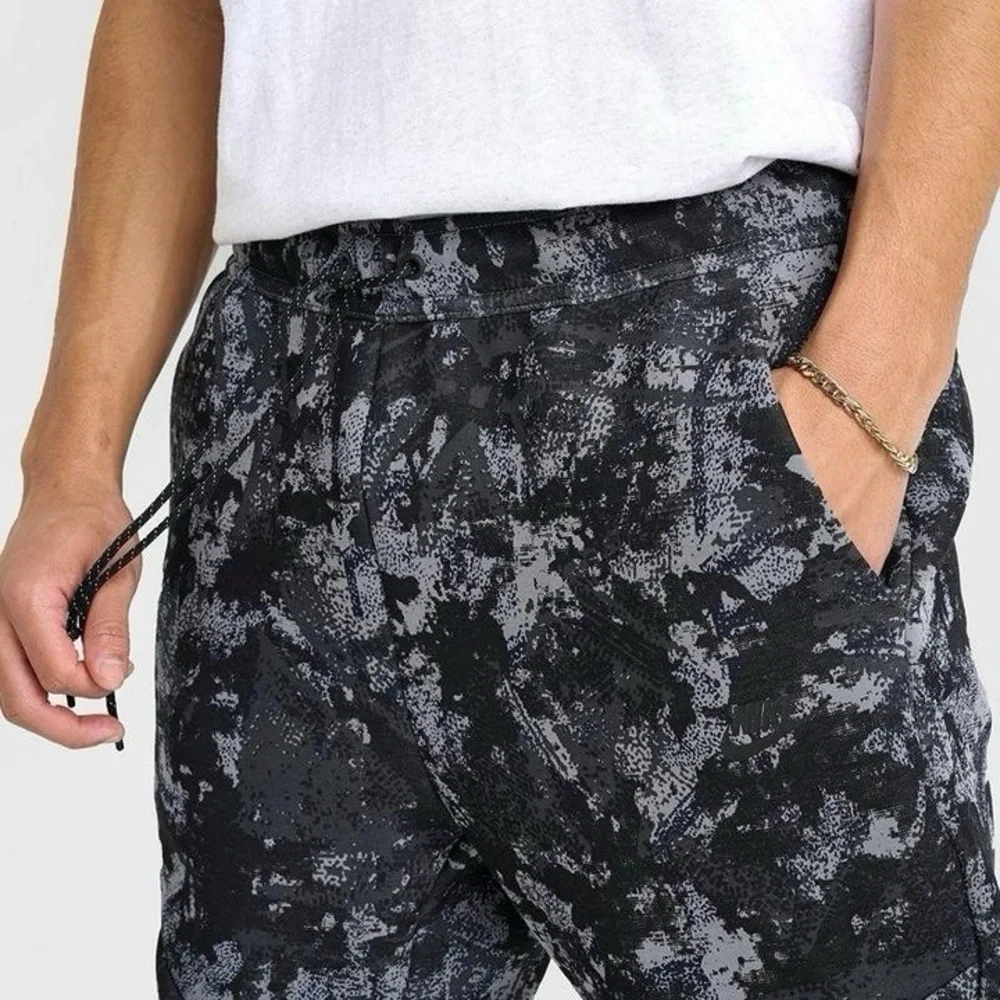 Nike Men’s Black and Gray Patterned Joggers, Medium, NWOT - Picture 16 of 16